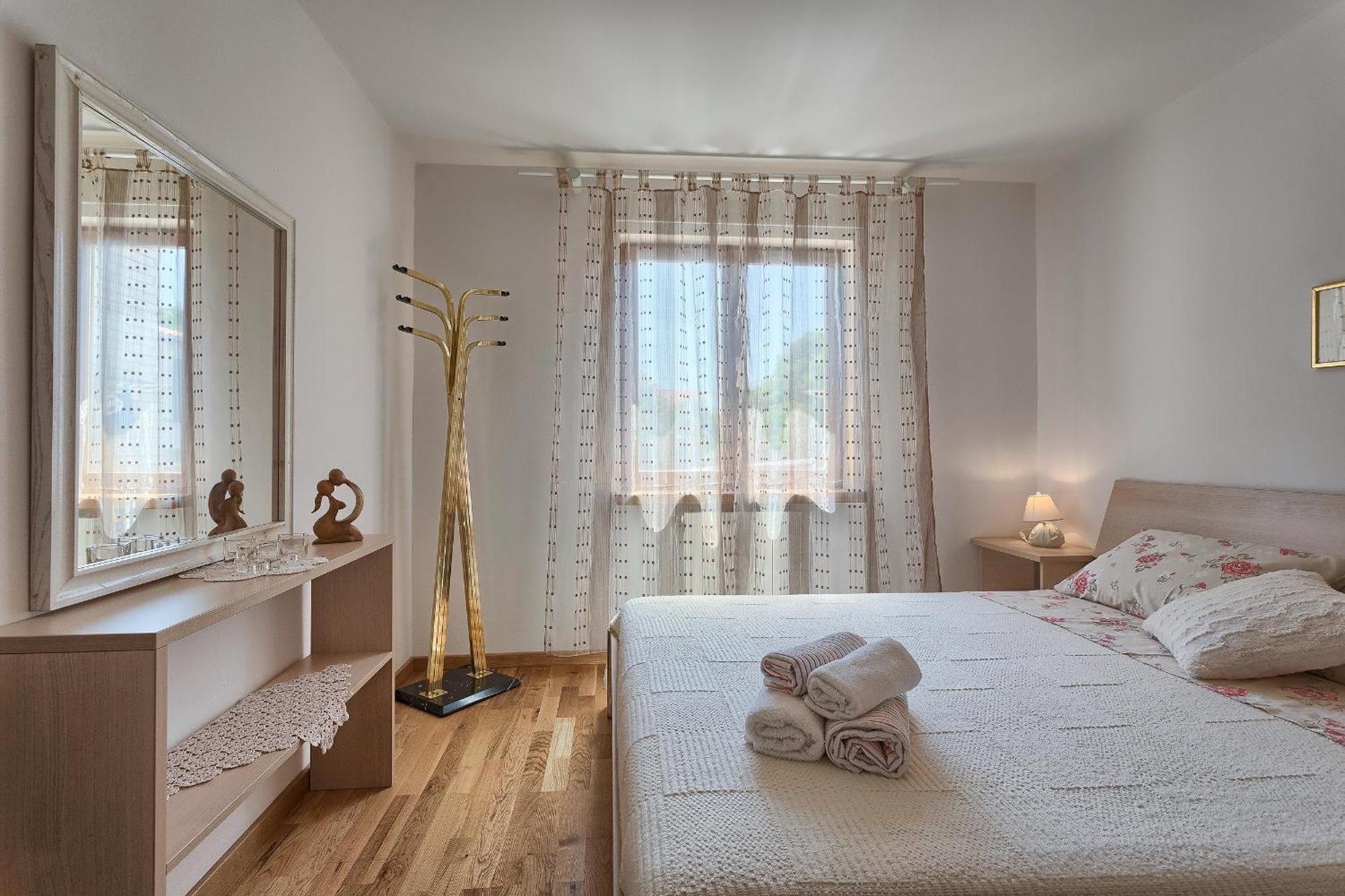 Vlasta Apartment *