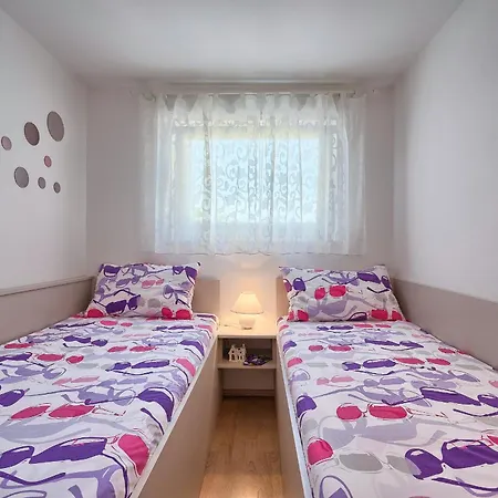 Apartments Vlasta Premantura Zewnętrze zdjęcie